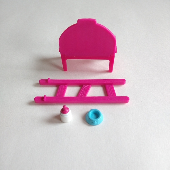 2008 MEG Puppy in My Pocket Spin and Swing Treehouse Playset with Poodle Puppies - Picture 9 of 15